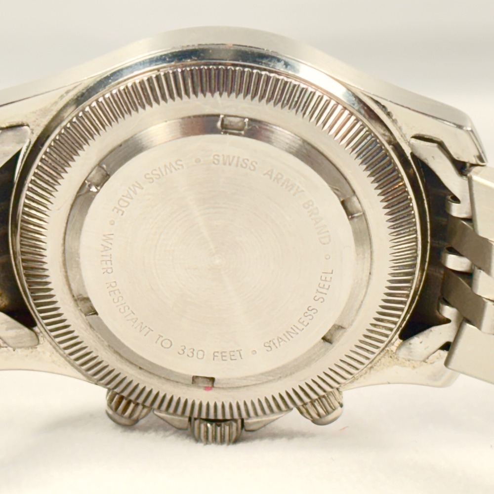 Victorinox Swiss Army Odyssey VIP Moon Phase 39mm Quartz‎ Men's Watch - Picture 3 of 12